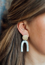 Load image into Gallery viewer, Sol Earrings